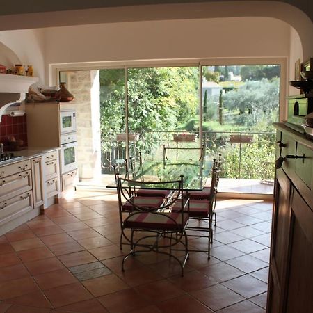Amour Provence Seguret Luaran gambar